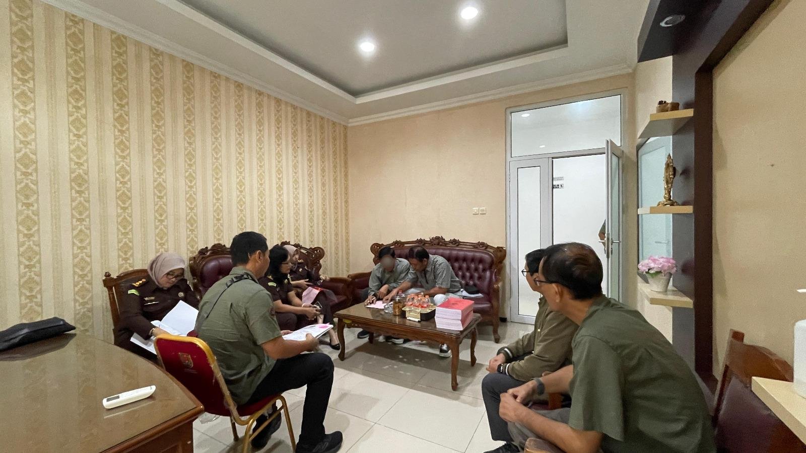 WhatsApp Image 2025-12-09 at 6.38.05 PM