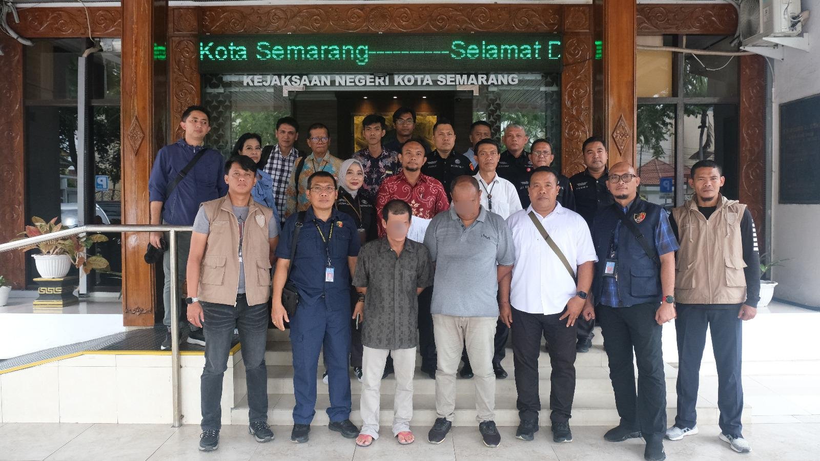 Kanwil DJP Jateng I Serahkan 3 Tersangka Penggelapan Pajak ke Kejari Semarang